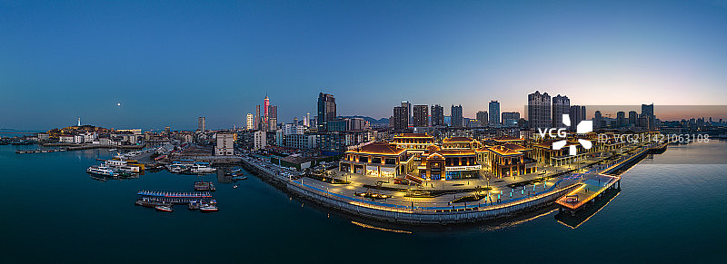 山东烟台芝罘湾广场元宵夜景图片素材
