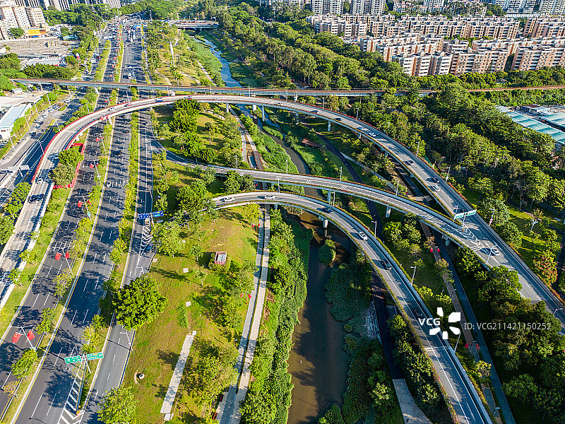 绿色城市交通立交桥图片素材