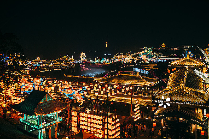 “梦想之光，千灯之城”--第二十九届自贡国际恐龙灯会图片素材