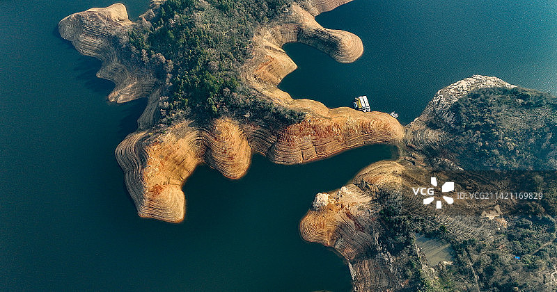 安徽六安金寨梅山水库，88米高的连拱坝，曾经是世界第一高坝图片素材