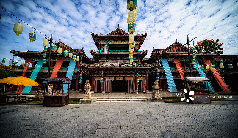浙江金华东阳横店影视城，清明上河图景区，呈现宋朝都城风景图片素材