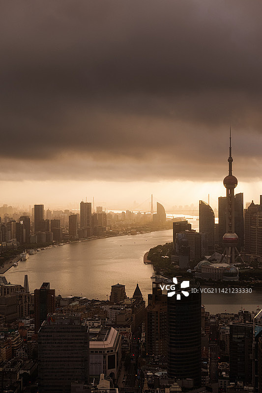 上海陆家嘴黄浦江日出景色图片素材