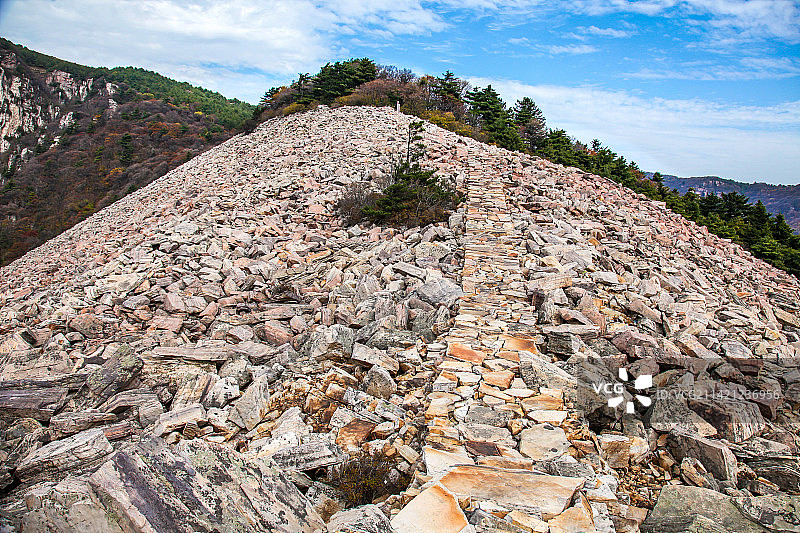 山西沁县历山风景区石海地貌图片素材