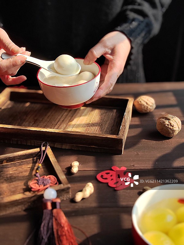 汤圆～糯米大汤圆图片素材