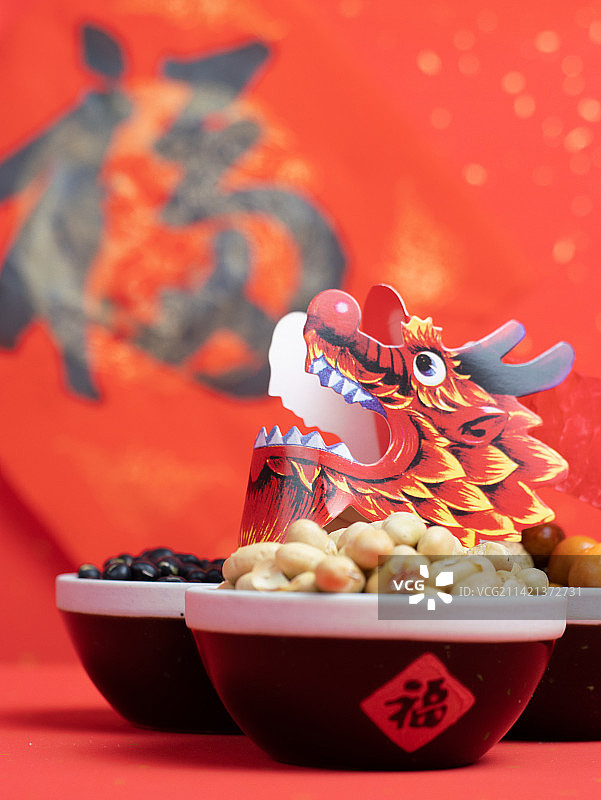 二月二龙头节龙抬头炒豆子吃豆子图片素材