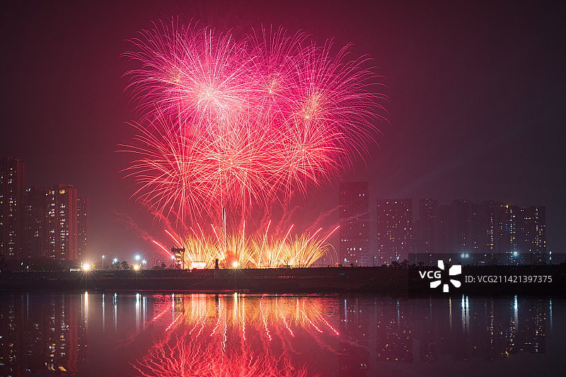 佛山新城烟花秀图片素材