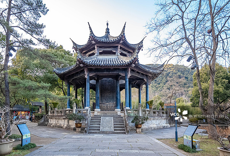 绍兴兰亭景区康熙御碑亭图片素材