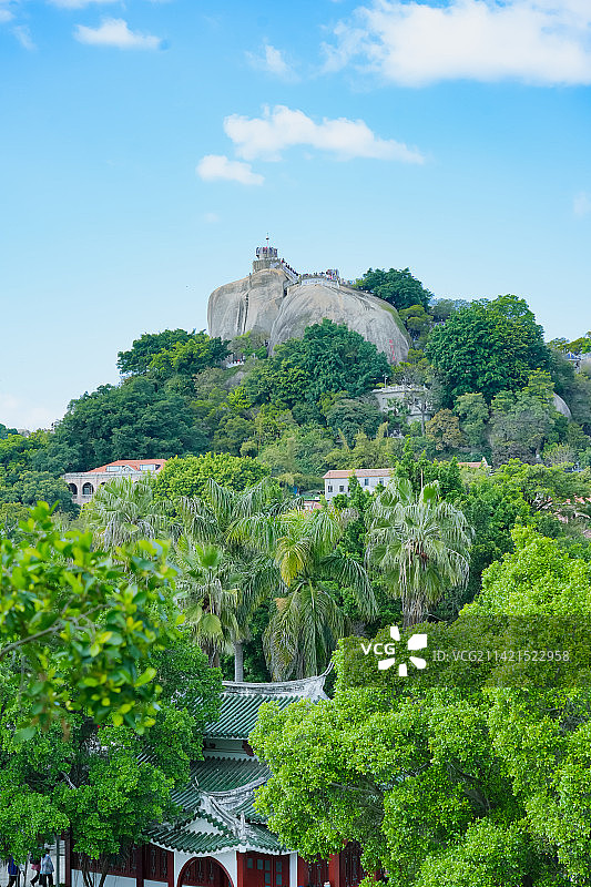 厦门鼓浪屿 菽庄花园远眺日光岩图片素材