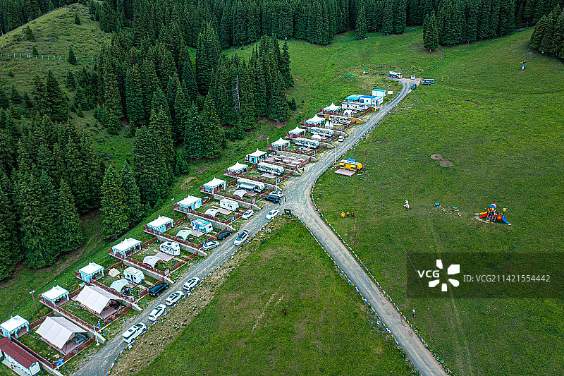 乌鲁木齐天山大峡谷 附近 房车营地图片素材