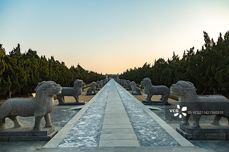 安徽滁州凤阳明皇陵景区神道石刻航拍图片素材