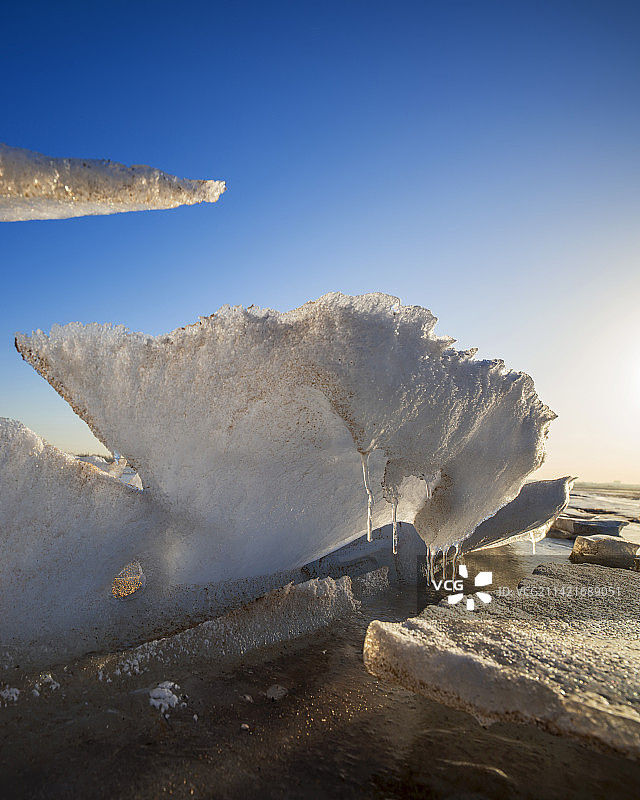 冰裂  Ice cracking图片素材