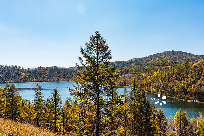 内蒙古兴安盟阿尔山森林公园驼峰岭天池秋天自然风光图片素材