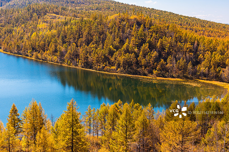 内蒙古兴安盟阿尔山森林公园驼峰岭天池秋天自然风光图片素材