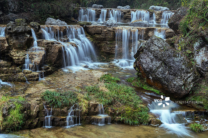 三峡大瀑布景区小瀑布群图片素材