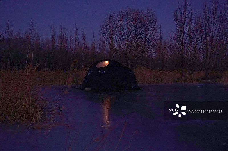 冰上露营图片素材