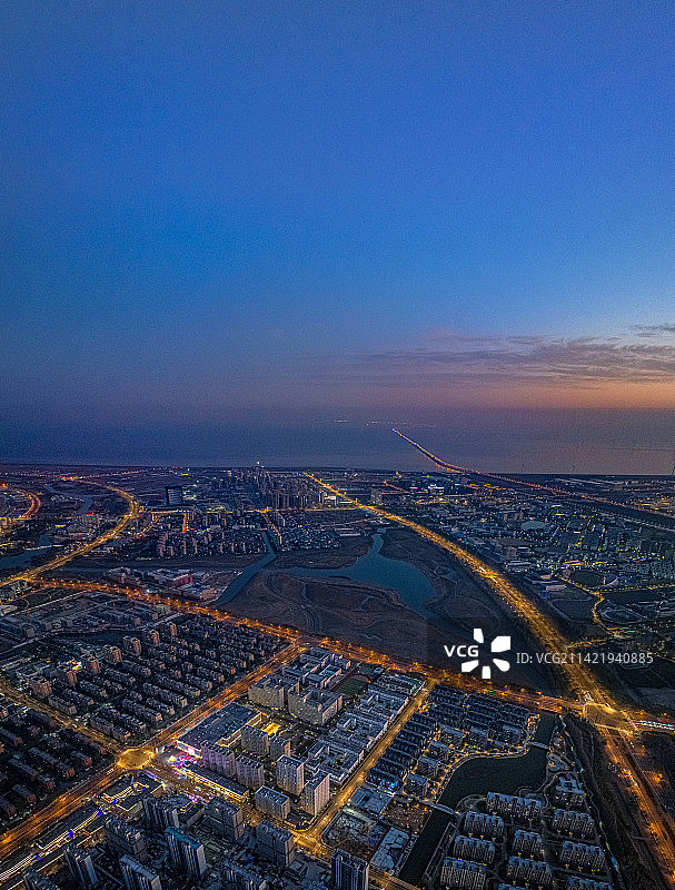临港新城 海绵城市 临港科技城中央绿地 上海浦东自贸试验区 城市湿地 日落景图片素材