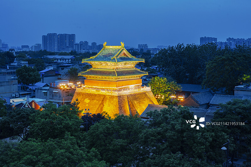 河南省安阳市县前街高阁寺夜景图片素材
