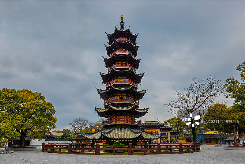上海龙华寺龙华塔图片素材