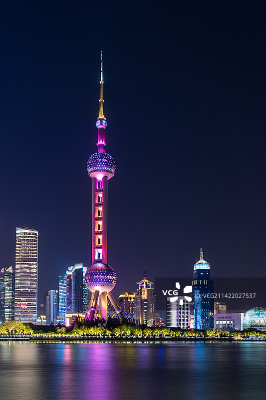 上海东方明珠夜景图片素材