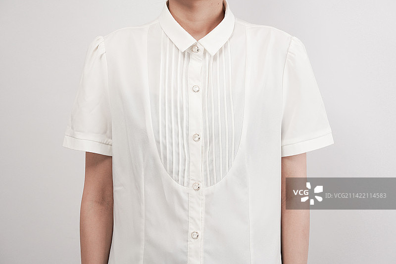 穿着衬衣的证件照图片素材