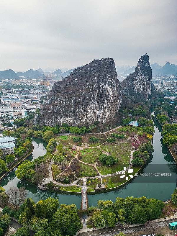 广西桂林南溪山公园樱花季图片素材