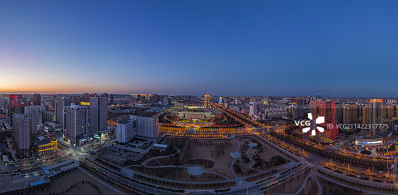 大美榆林～华灯初上的高新区图片素材