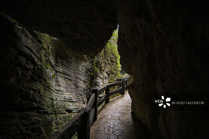 中国重庆武隆龙水峡地缝的风光图片素材