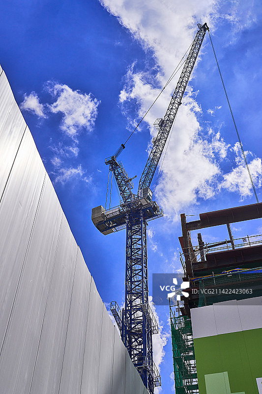 韩国首尔城市景观：摩天大楼和城市生活图片素材