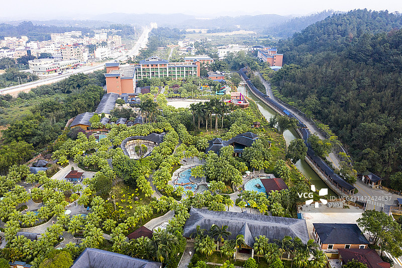 航拍旅游景区 云浮  金水台温泉店度假村图片素材