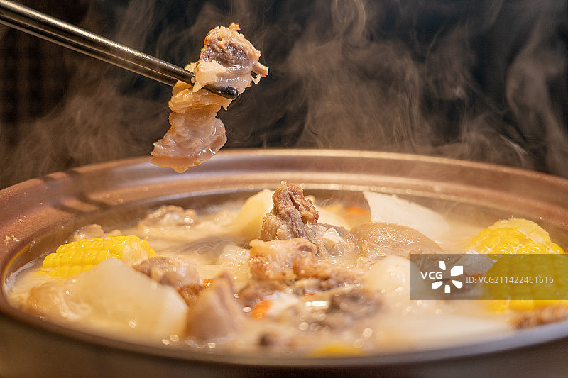 中华美食传统名菜 - 白萝卜羊肉煲图片素材