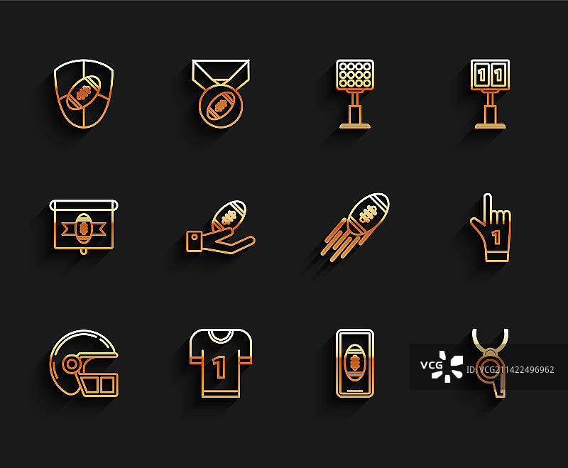 美式橄榄球头盔与运动衫组合图片素材