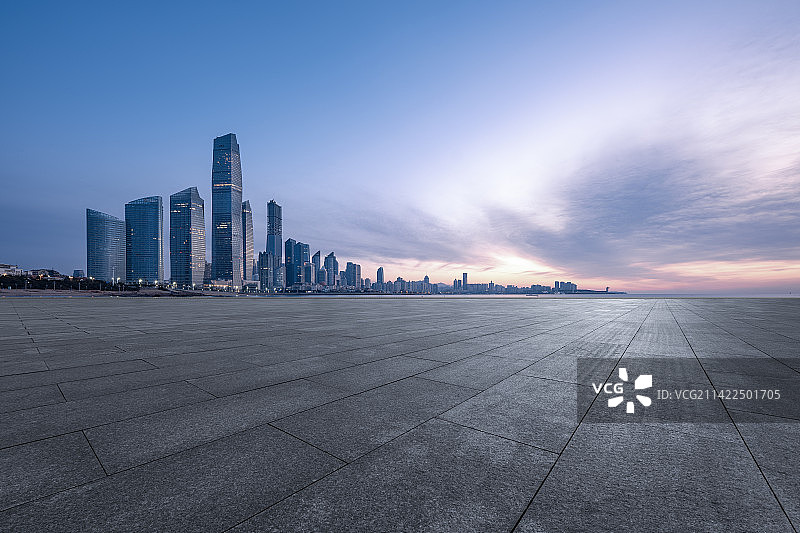 城市天际线地面图片素材