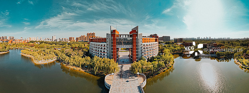 滨州学院信息楼北图片素材
