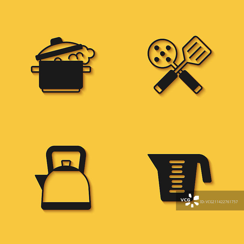 烹饪锅、量杯和带柄水壶图片素材