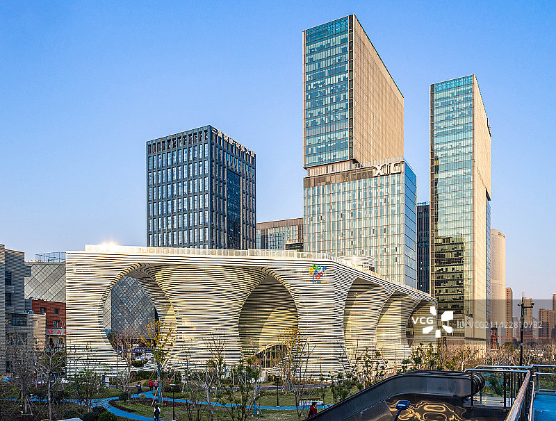 杭州蜻蜓公园未来停车场图片素材