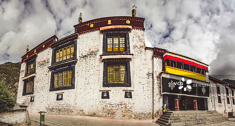 西藏拉萨哲蚌寺图片素材