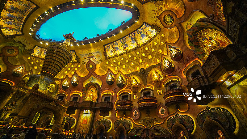 南京牛首山佛顶宫千佛殿地下宫殿富丽堂皇图片素材