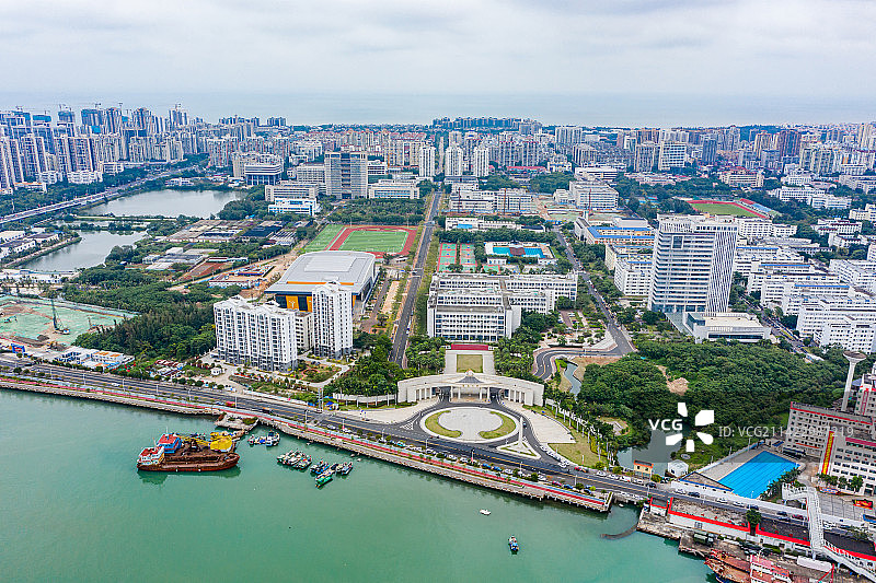 航拍海南大学海甸校区 海南海口海甸岛 高校校园图片素材