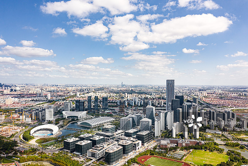 上海前滩太古里商务建筑群航拍图片素材