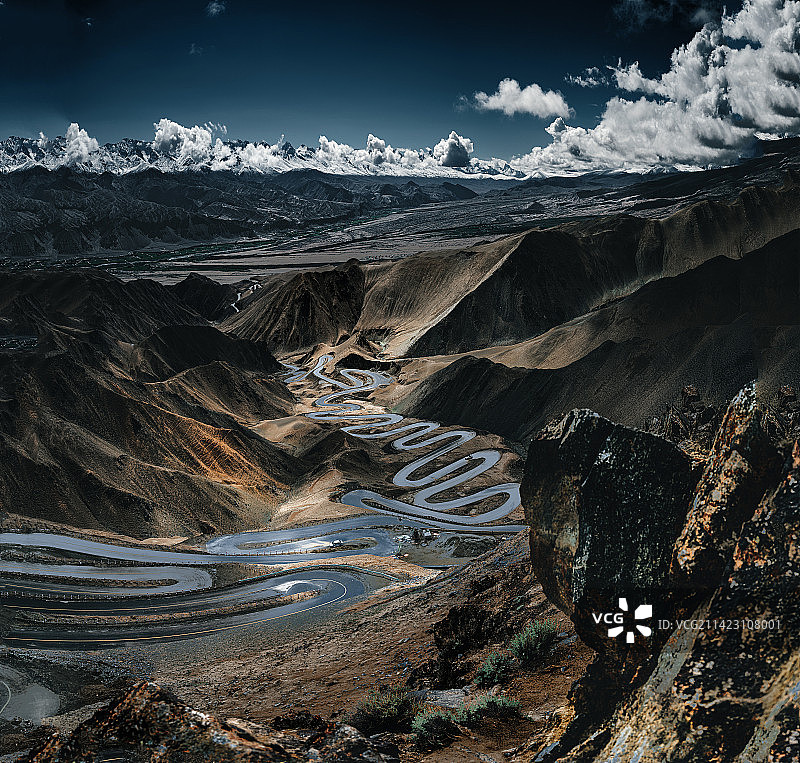 九曲回肠帕米尔奇观图片素材