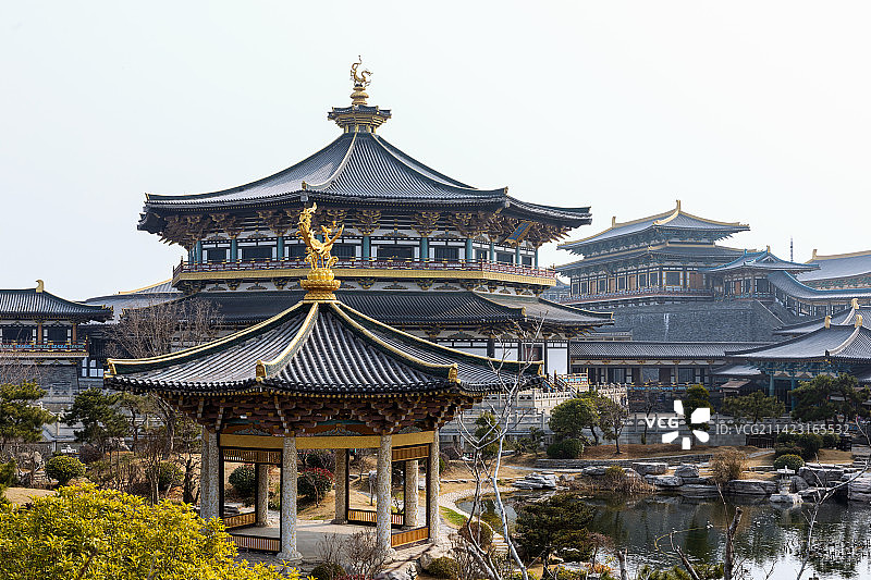 襄阳唐城影视基地·花萼相辉楼与沉香亭图片素材