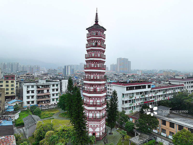 广东省清远市连州市慧光斜塔航拍图片素材