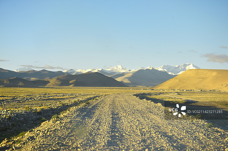 日喀则的雪山图片素材