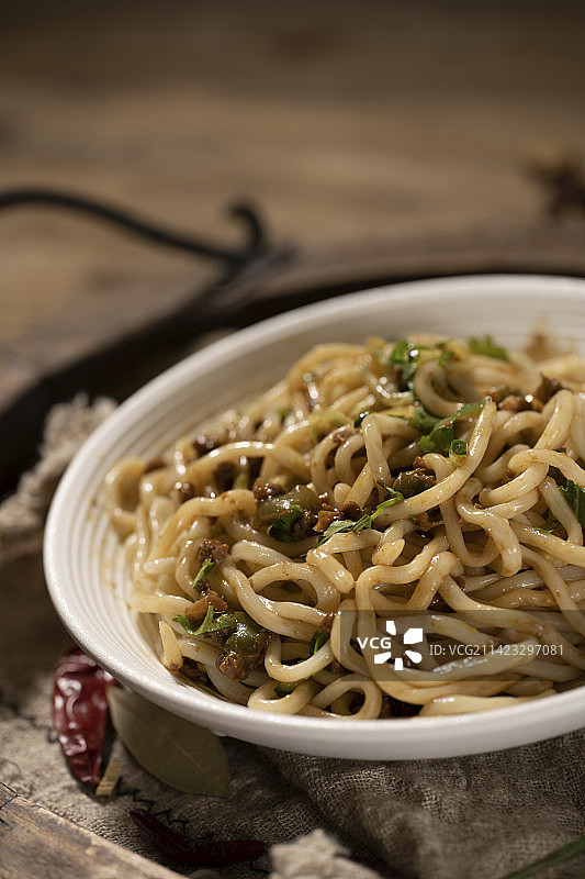 老北京炸酱面图片素材