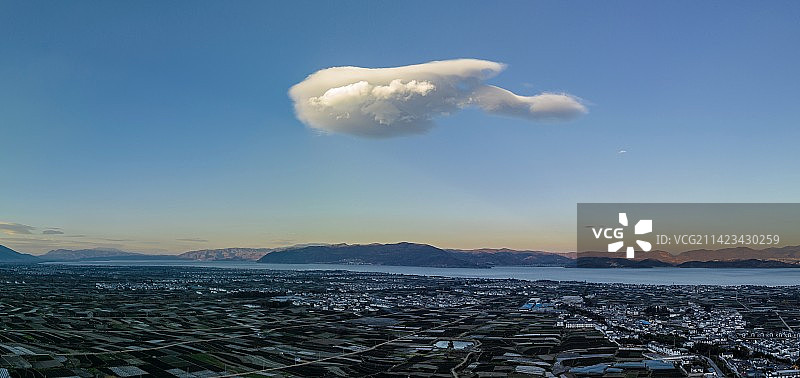 白云探春——大理风光图片素材