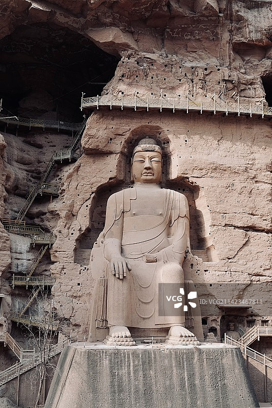 甘肃临夏炳灵寺石窟大佛图片素材