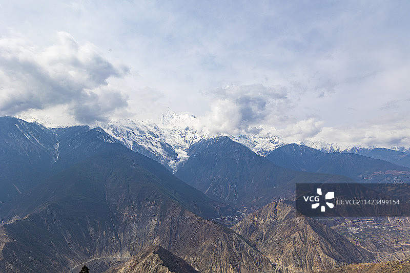 梅里雪山自然风光图片素材