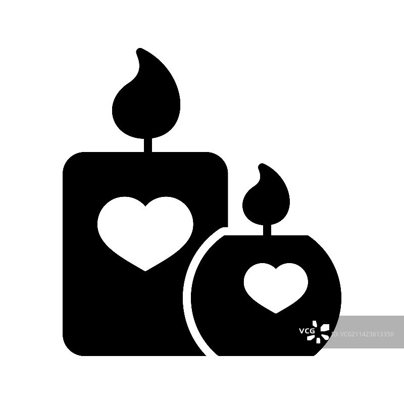 带有心形符号的燃烧蜡烛情人节素材图片素材