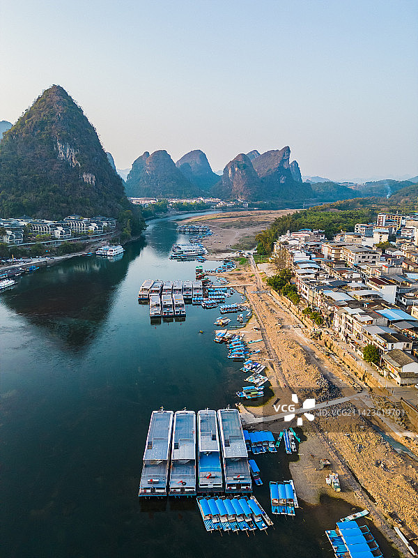 桂林阳朔县城风光图片素材