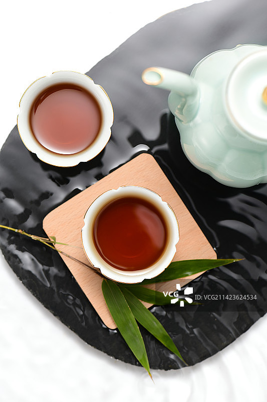 中式传统酒器与黄酒图片素材